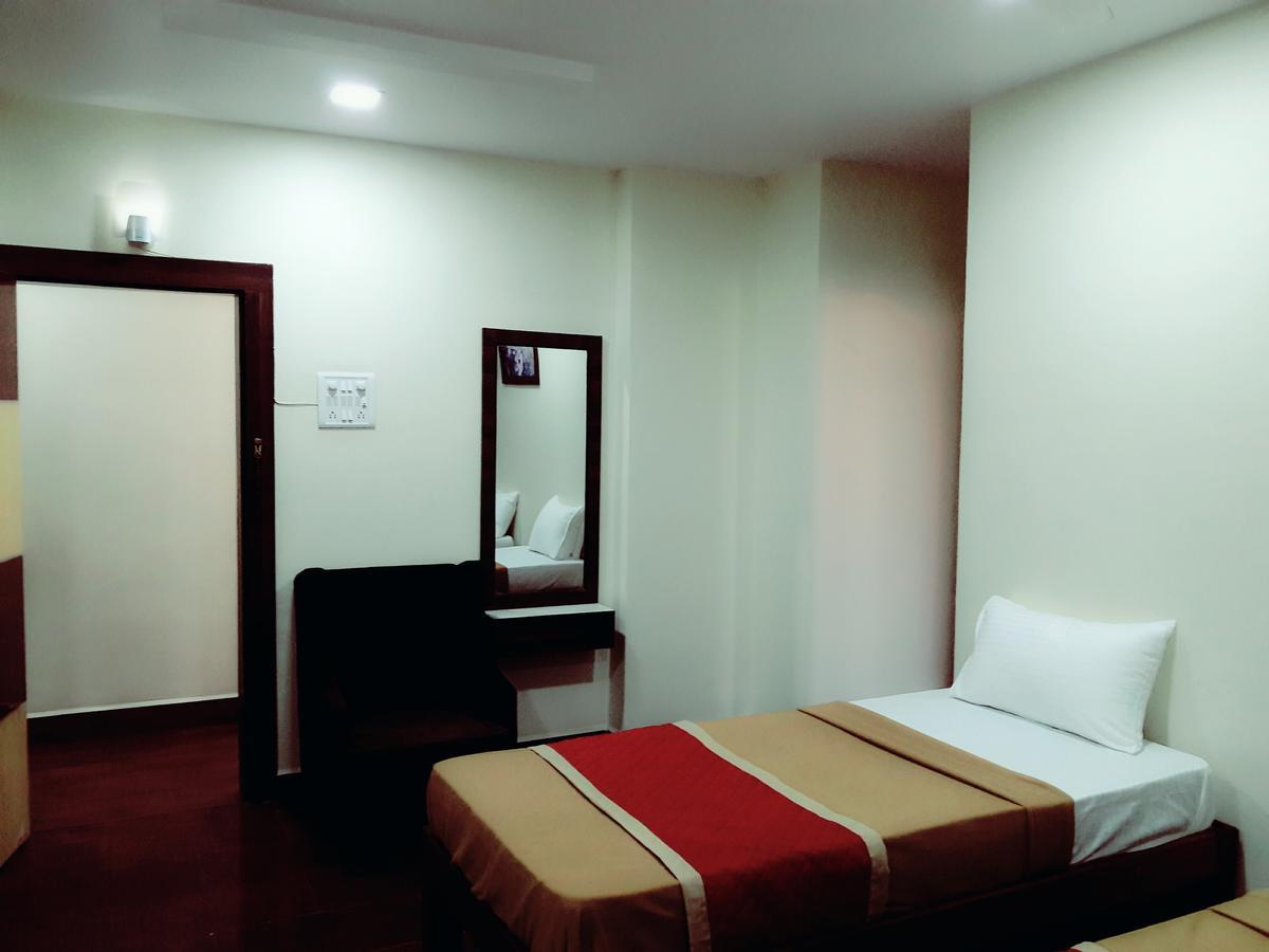 Hotel City Comfort Madgaon Extérieur photo